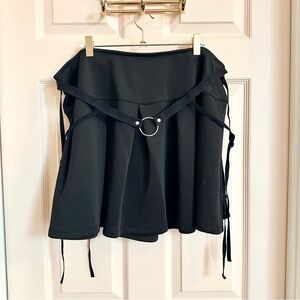 Black hot topic skirt